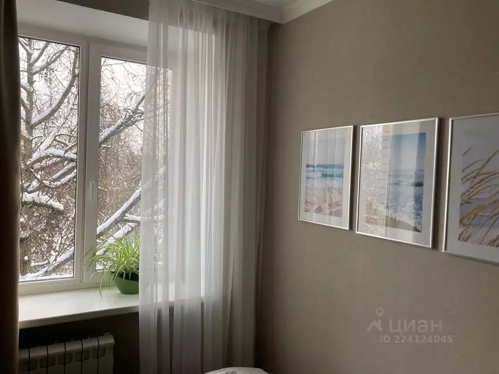 Комната Москва Кутузовский просп., 67К1 - Фото 1