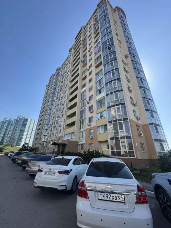 2-к кв. Саратовская область, Энгельс Студенческая ул., 183Е (68.0 м) - Фото 1