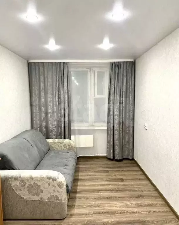 Комната 13,7 м в 1-к., 4/5 эт. - Фото 1