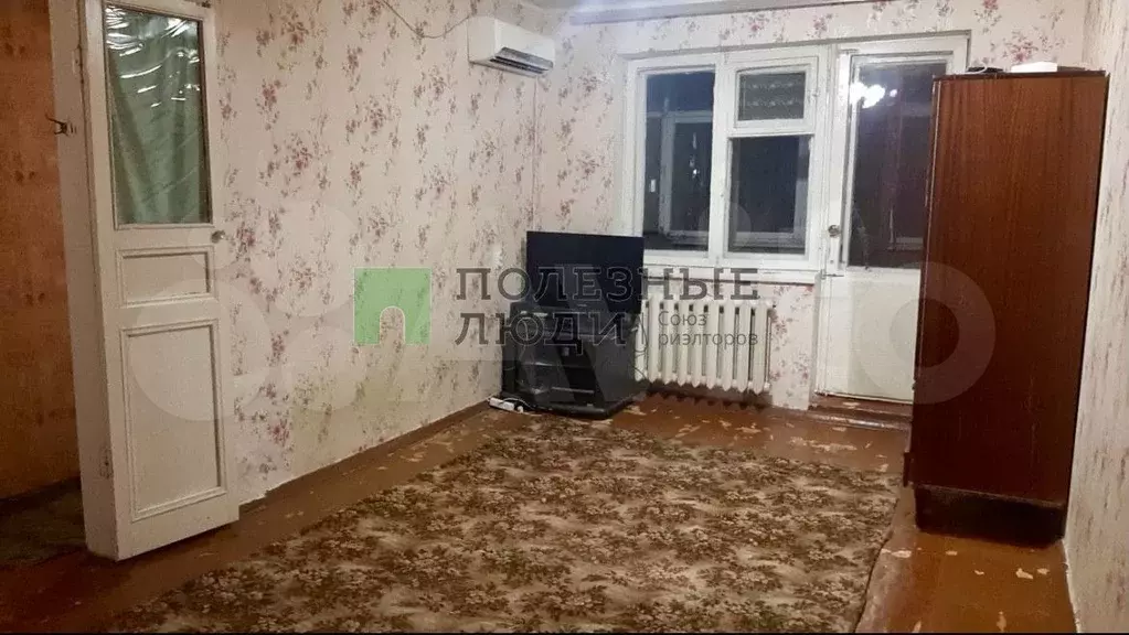 2-к. квартира, 43 м, 5/5 эт. - Фото 0