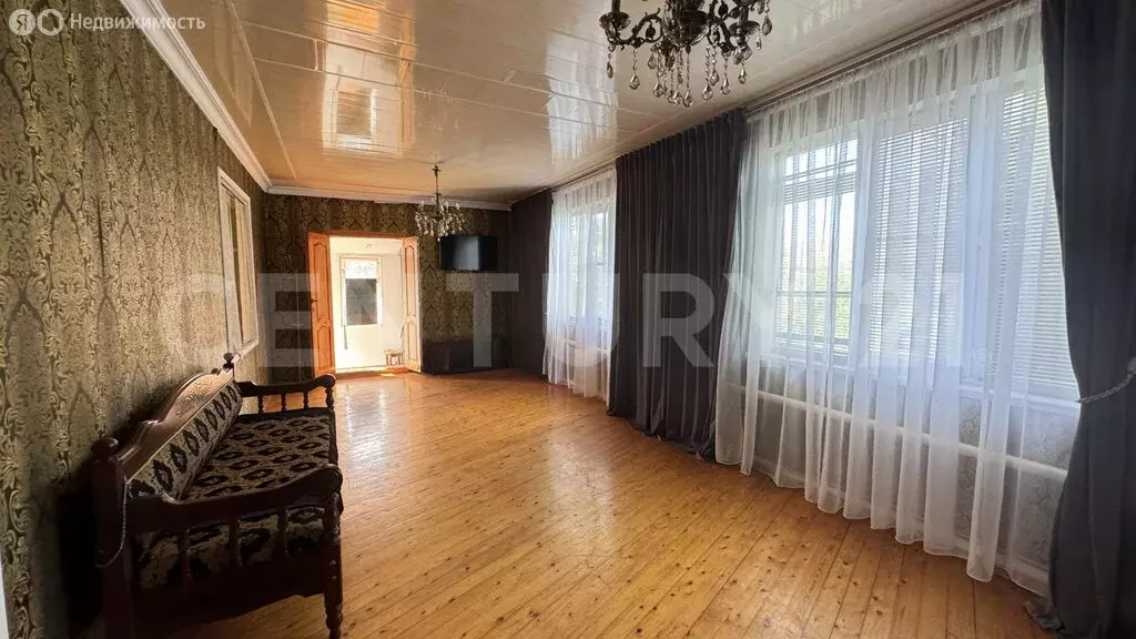 Дом в Каспийск, улица Буйнакского (200 м) - Фото 0