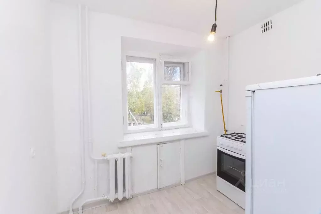 1-к кв. Тюменская область, Тюмень ул. 50 лет ВЛКСМ, 83 (43.8 м) - Фото 1