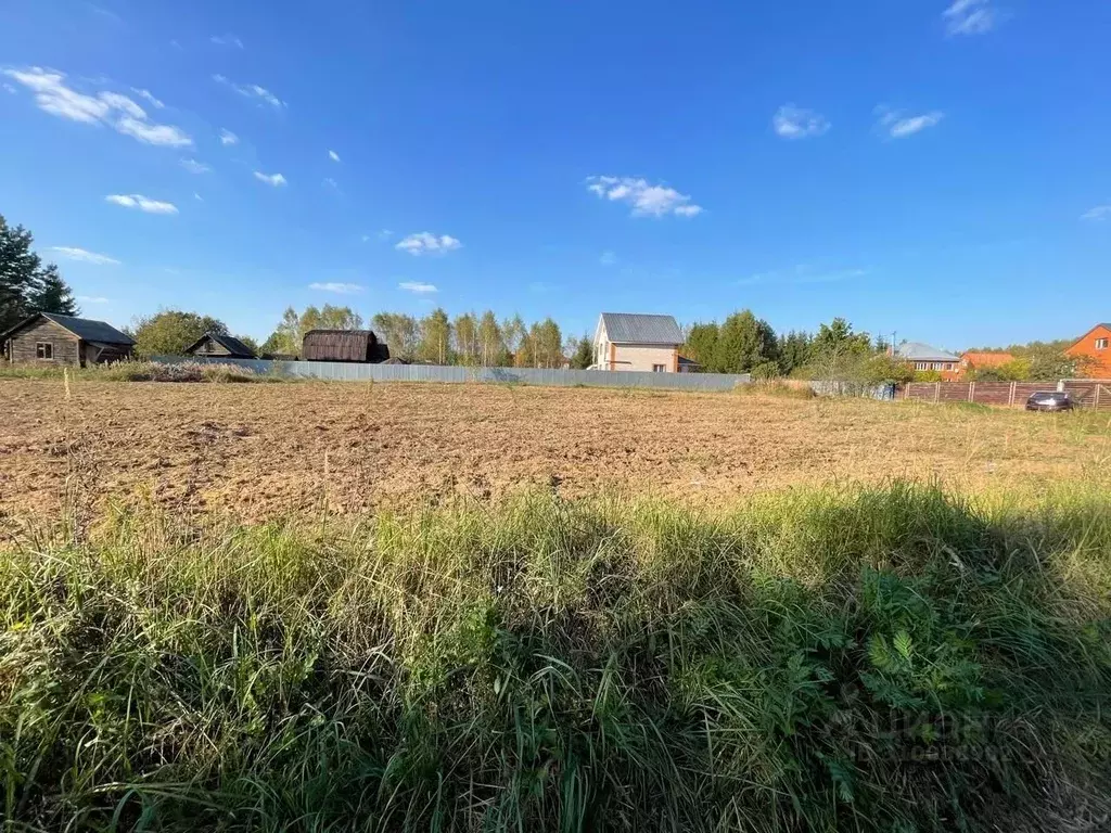 Участок в Московская область, Наро-Фоминский городской округ, д. ... - Фото 1