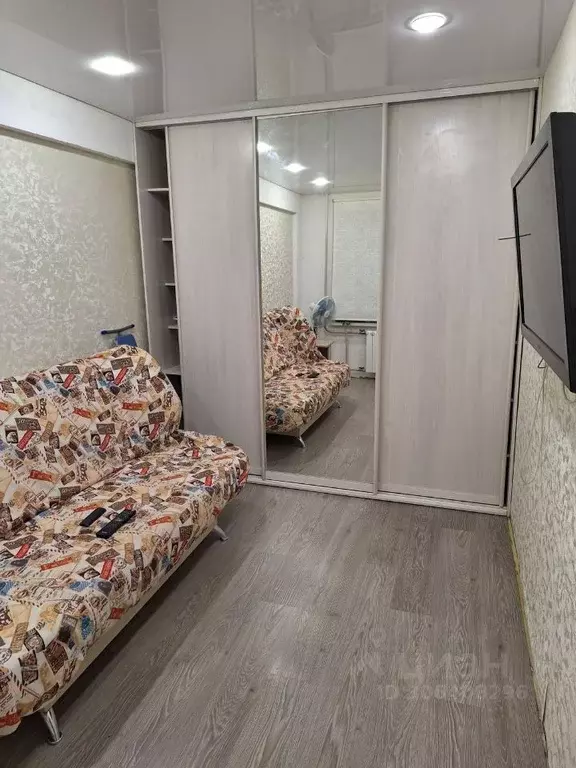 1-к кв. Красноярский край, Красноярск Зеленая Роща мкр, ул. Воронова, ... - Фото 2