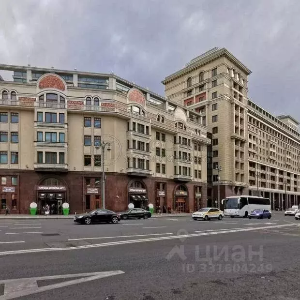 Гараж в Москва ул. Охотный Ряд, 2 (13 м) - Фото 1
