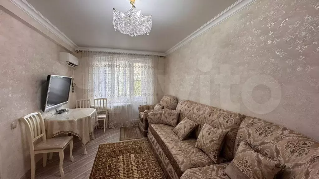 1-к. квартира, 40 м, 3/5 эт. - Фото 0