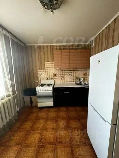 2-к кв. Тюменская область, Тюмень ул. Николая Семенова, 27 (62.0 м) - Фото 0