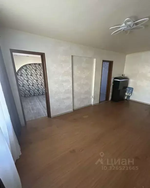 3-к кв. Астраханская область, Астрахань ш. Началовское, 5 (49.2 м) - Фото 2