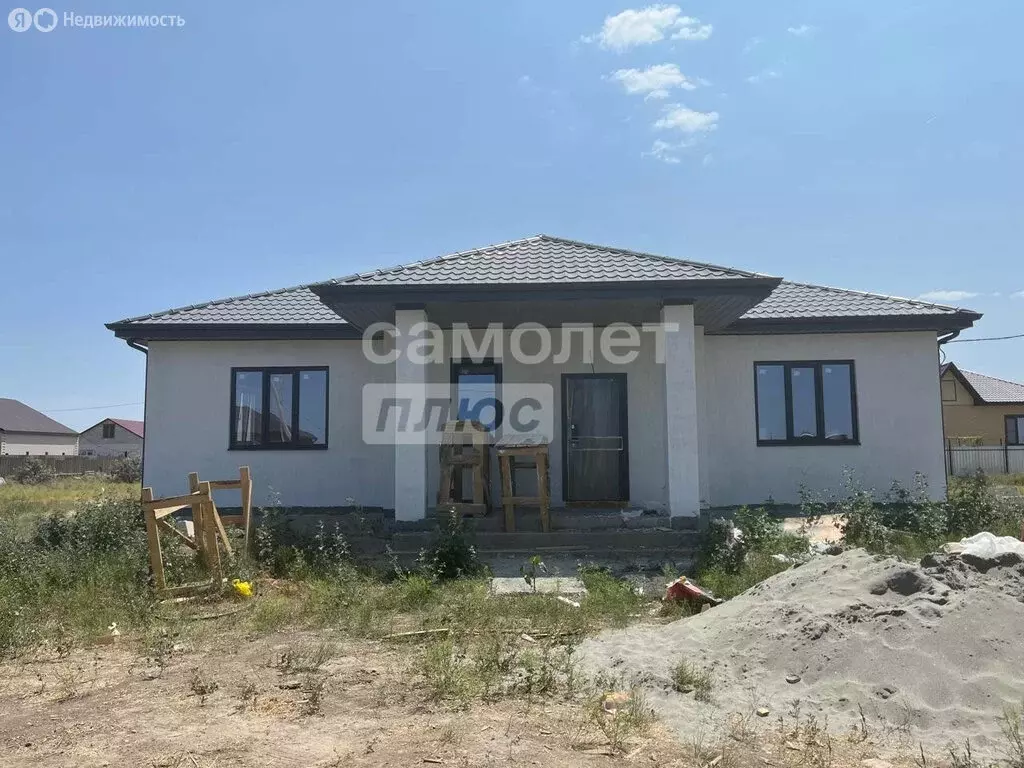Дом в село Началово, улица А. Васнецова, 7 (140 м) - Фото 0