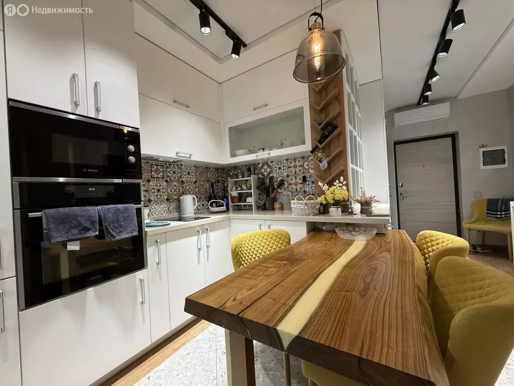 2-комнатная квартира: Республика Крым, муниципальный округ Ялта, ... - Фото 2