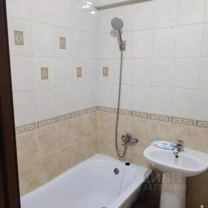 1-к кв. Омская область, Омск ул. Красный Путь, 28А (30.0 м) - Фото 0