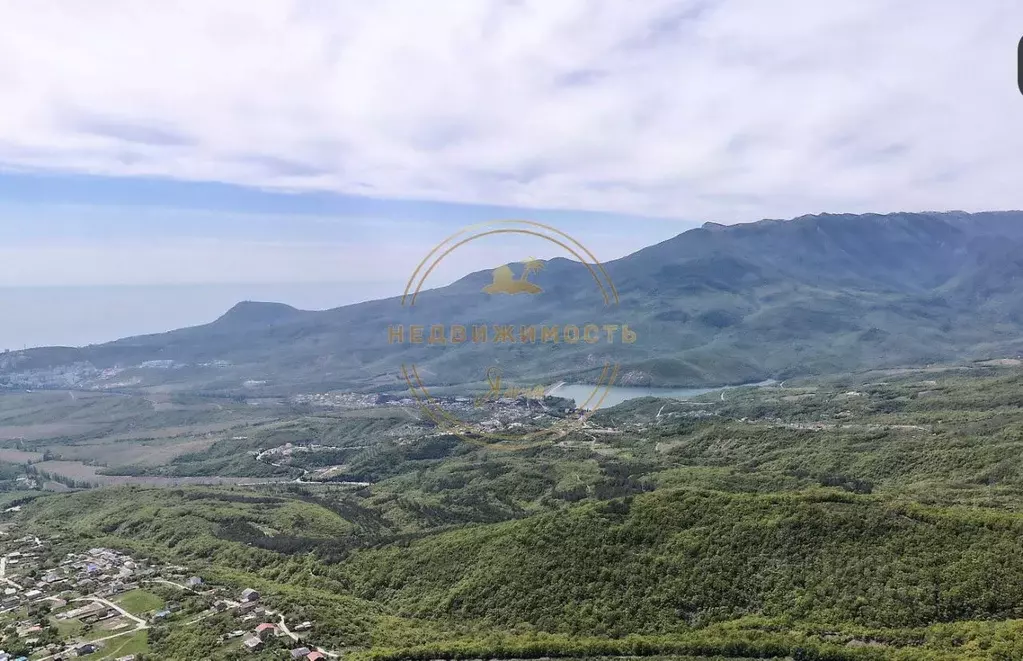 Участок в Крым, Алушта муниципальный округ, с. Изобильное ул. ... - Фото 1