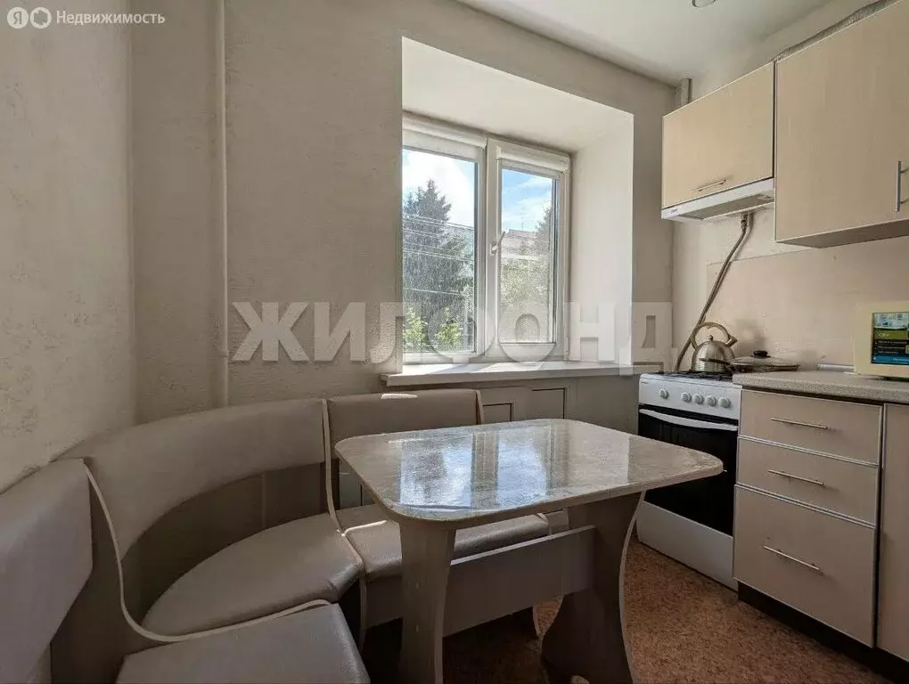 2-комнатная квартира: Томск, проспект Кирова, 48 (39.7 м) - Фото 0