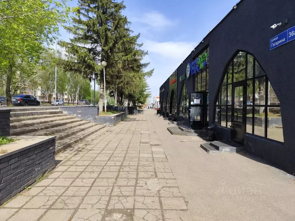 Торговая площадь в Татарстан, Нижнекамск ул. Гагарина, 36 (85 м) - Фото 2