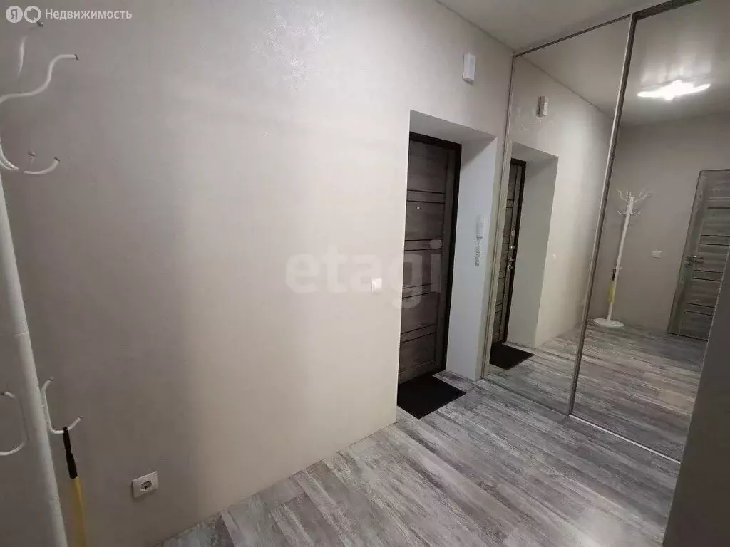 1-комнатная квартира: Калининград, улица Маршала Новикова, 11 (33 м) - Фото 0