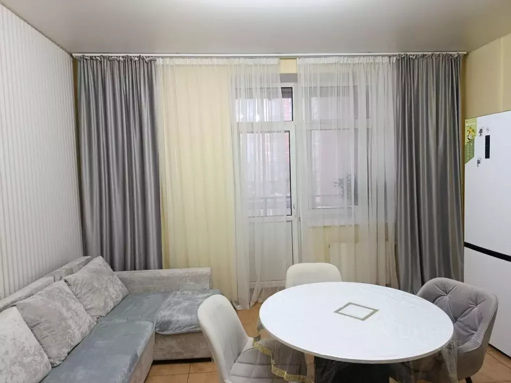 2-к кв. Москва пос. Коммунарка, ул. Липовый Парк, 8к1 (74.0 м) - Фото 1