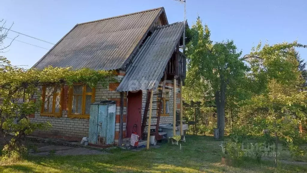 Дом в Саратовская область, Энгельсский район, Красноярское ... - Фото 1