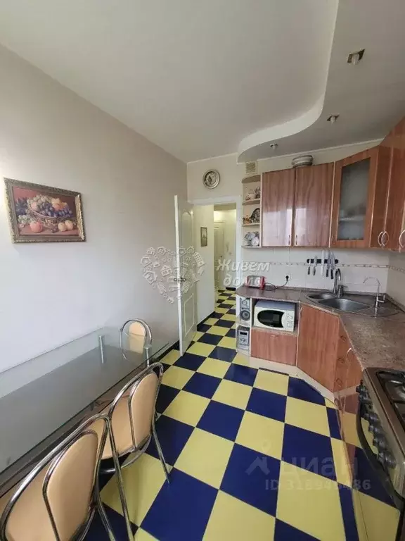 2-к кв. Волгоградская область, Волжский просп. Дружбы, 72 (51.8 м) - Фото 0