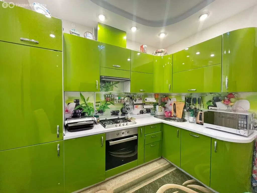 2-комнатная квартира: Новый Уренгой, район Северная Жилая Часть, ... - Фото 2