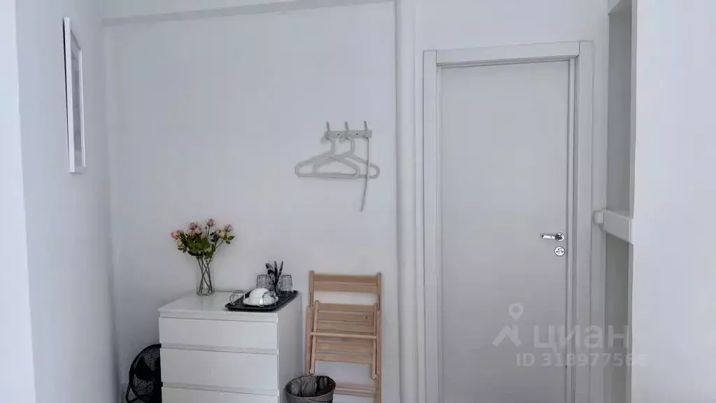 Комната Москва Большая Никитская ул., 24/1С2 - Фото 2