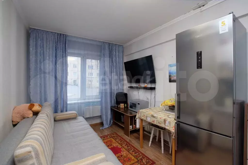 Комната 18 м в 1-к., 2/6 эт. - Фото 1