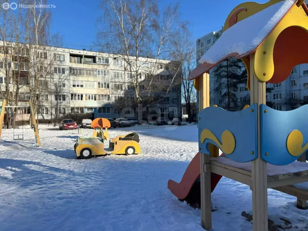 3-комнатная квартира: Псков, Звёздная улица, 2 (66.7 м) - Фото 1