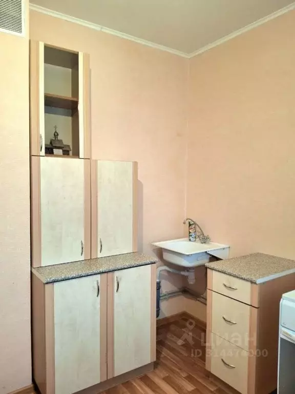 1-к кв. Курская область, Курск просп. Вячеслава Клыкова, 82 (37.5 м) - Фото 1