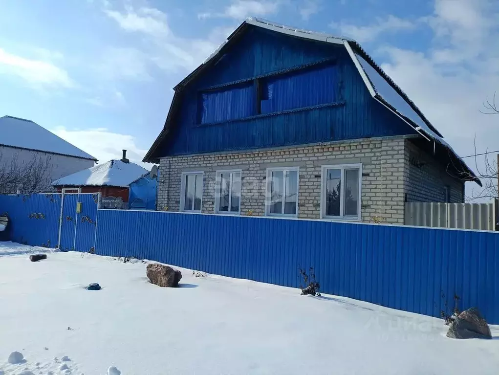 Дом в Белгородская область, Вейделевка рп ул. Пролетарская, 83 (84 м) - Фото 0