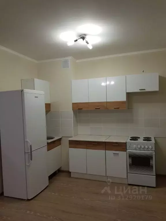 1-к кв. Омская область, Омск бул. Архитекторов, 15/1 (33.2 м) - Фото 0