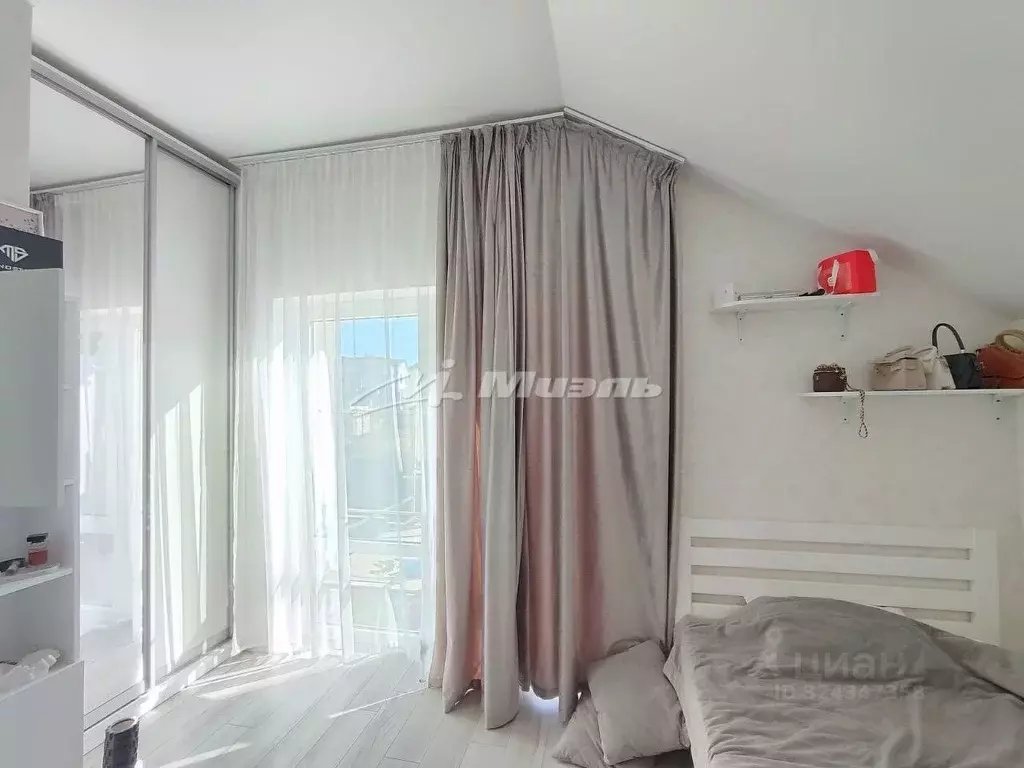 Дом в Крым, Симферопольский район, Добровское с/пос, с. Пионерское ул. ... - Фото 2