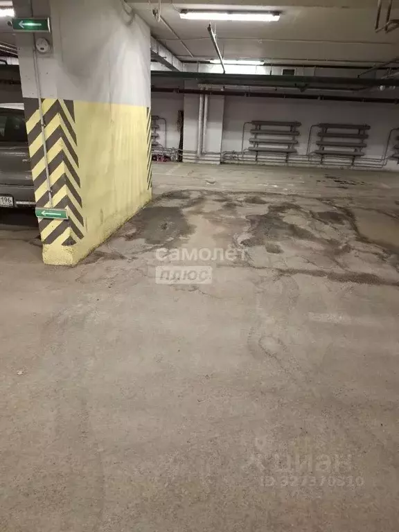 Гараж в Свердловская область, Екатеринбург ул. Новгородцевой, 15 (14 ... - Фото 1