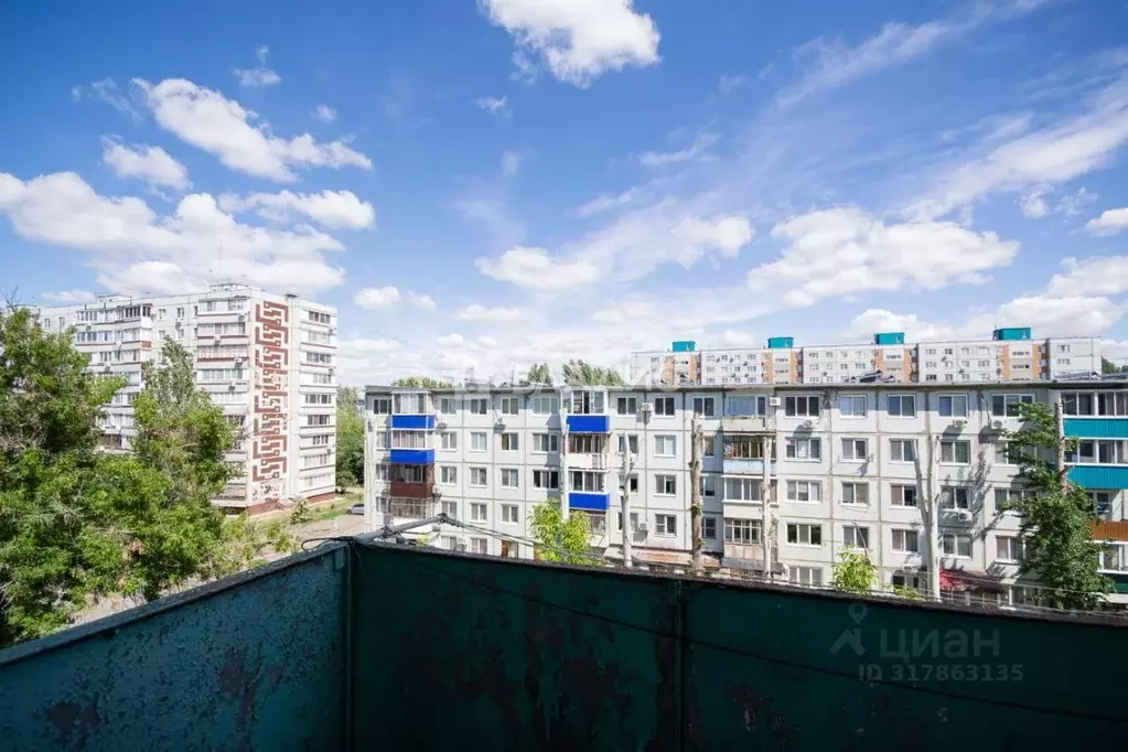 2-к кв. Саратовская область, Балаково ул. Ленина, 103Б (48.0 м) - Фото 0