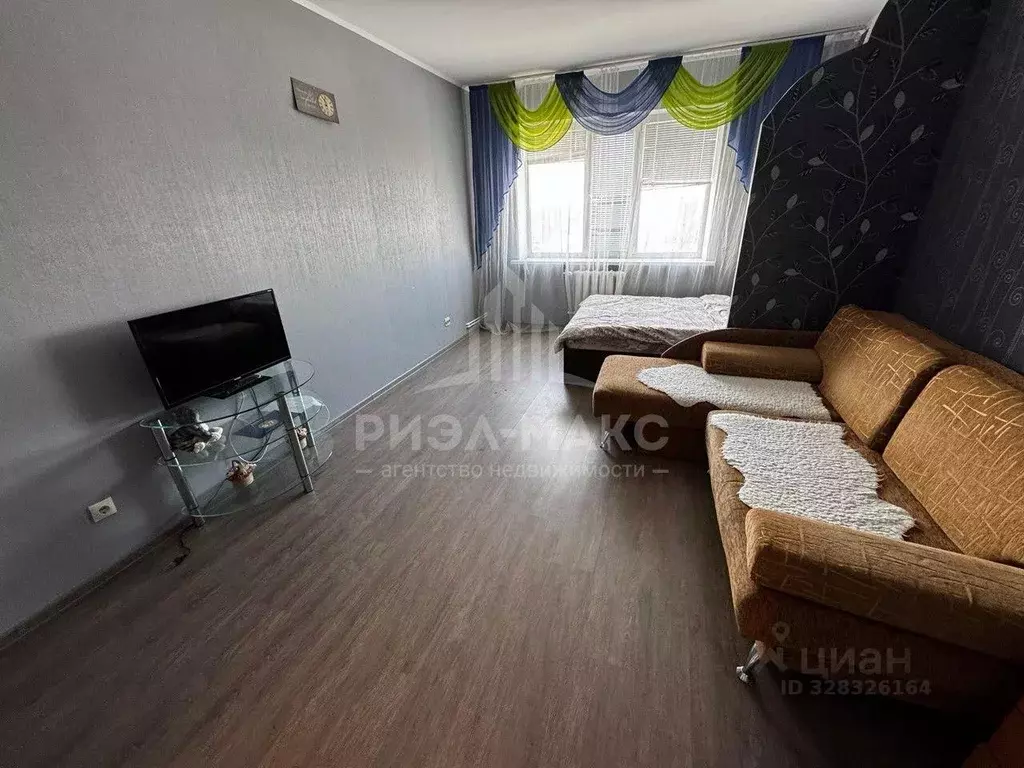 1-к кв. Брянская область, Брянск Советская ул., 95к1 (48.7 м) - Фото 1