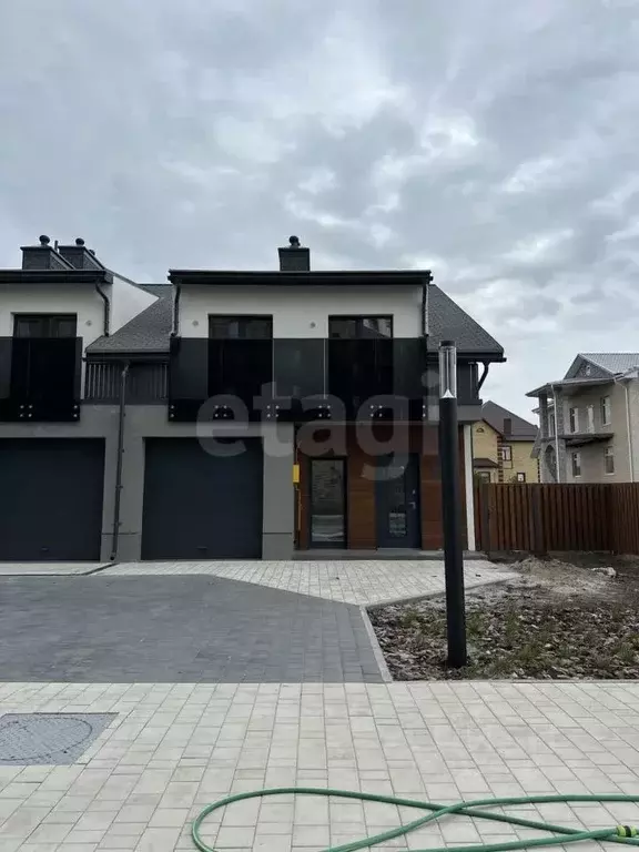 Таунхаус в Тюменская область, Тюмень ул. Фармана Салманова (139 м) - Фото 0