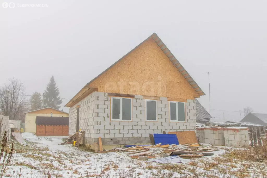 Дом в село Тюнево, Центральная улица (88 м) - Фото 0