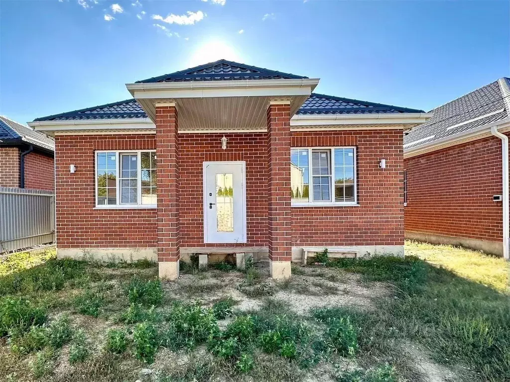 Дом в Краснодарский край, Новокубанский район, пос. Прикубанский ... - Фото 1