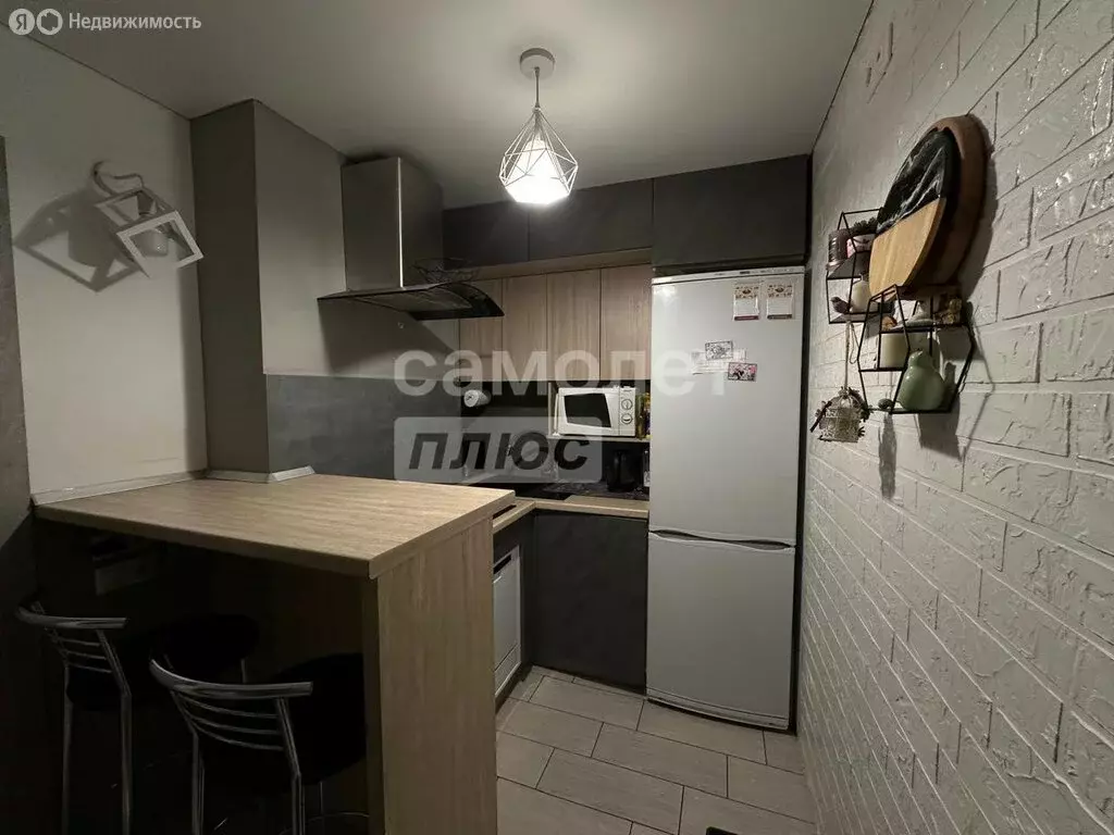 3-комнатная квартира: Омск, улица Химиков, 18/2 (45.1 м) - Фото 0