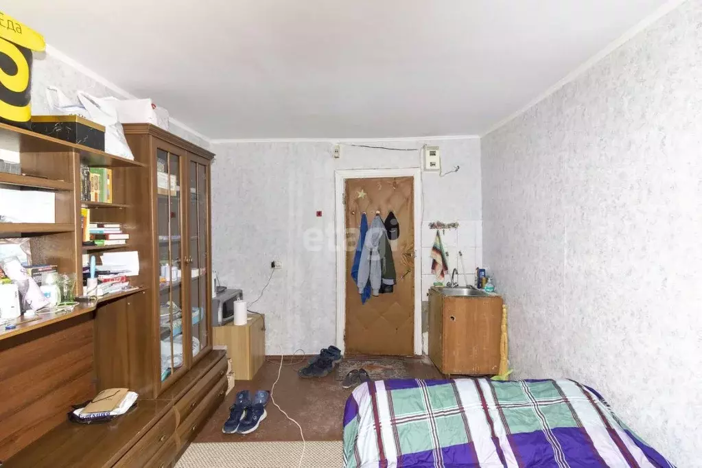 Комната Тюменская область, Тюмень ул. Карла Маркса, 108 (13.3 м) - Фото 1