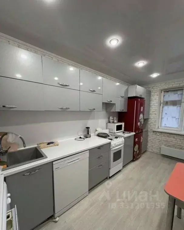 1-к кв. Татарстан, Зеленодольск ул. Королева, 11А (40.0 м) - Фото 1