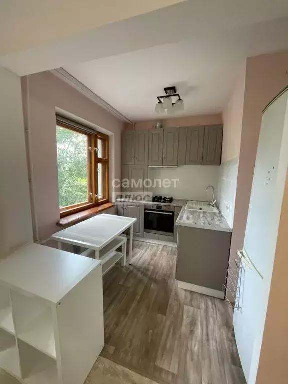 3-к кв. Омская область, Омск ул. Малиновского, 11 (63.3 м) - Фото 2