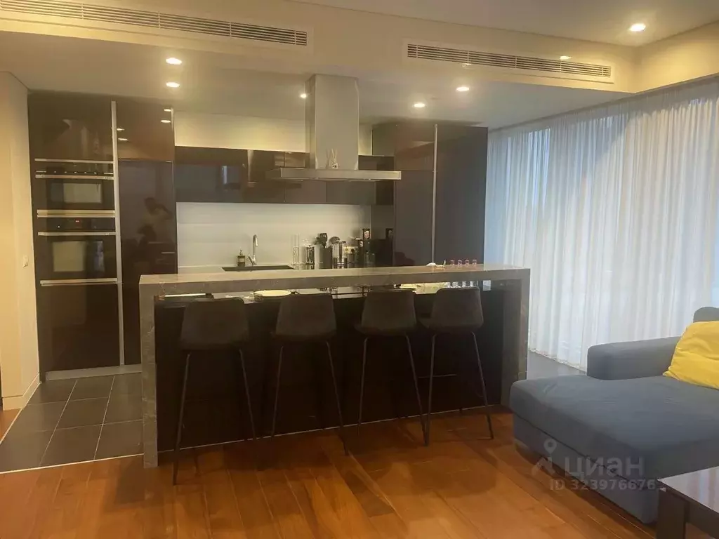 2-к кв. Москва 1-й Красногвардейский проезд, 21с2 (100.0 м) - Фото 2