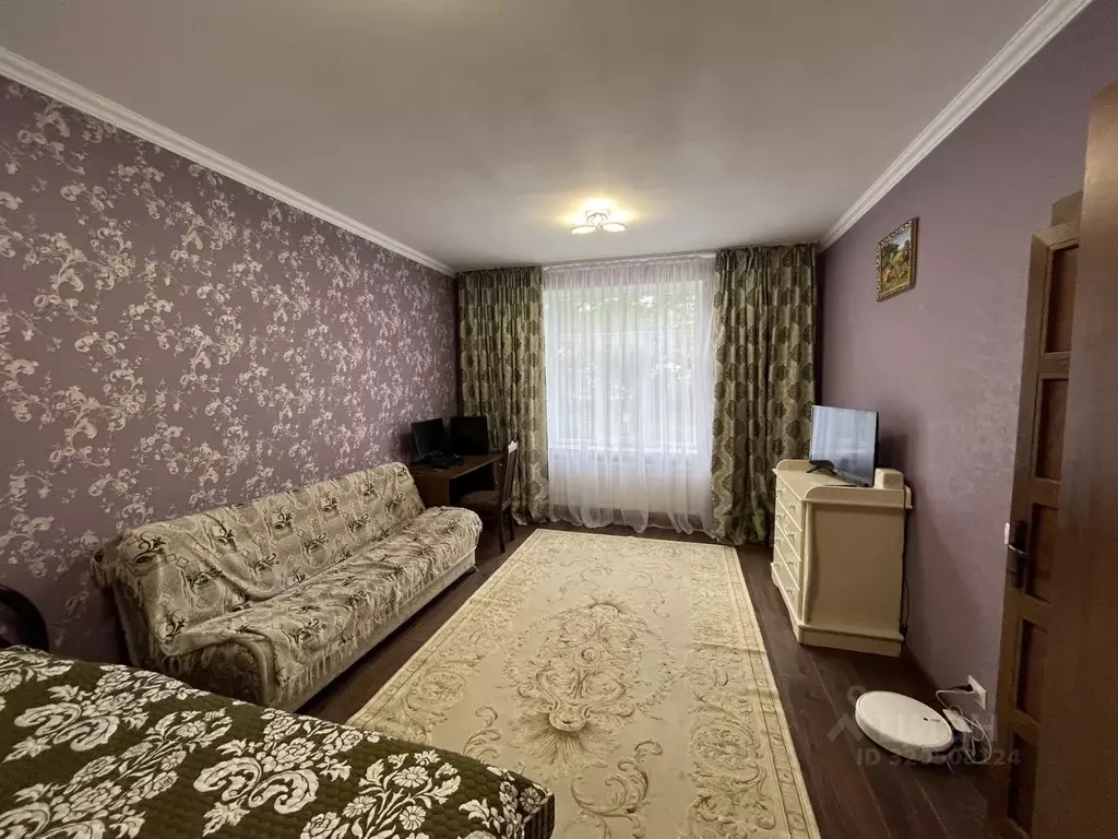 1-к кв. Краснодарский край, Лабинск ул. Черняховского, 4 (39.0 м) - Фото 0