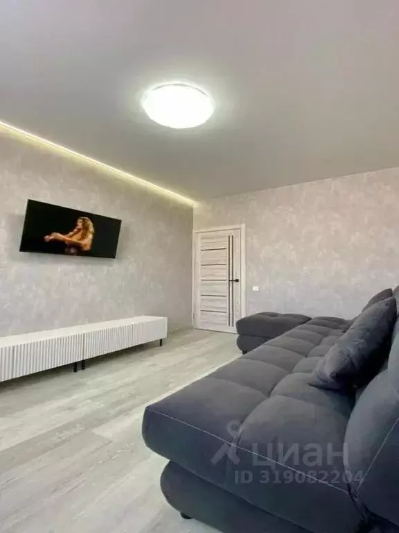 1-к кв. Тюменская область, Тюмень ул. Газовиков, 55 (35.0 м) - Фото 1