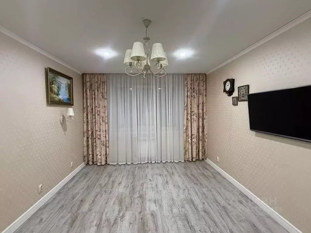 3-к кв. Чувашия, Чебоксары ул. Короленко, 18 (78.0 м) - Фото 0