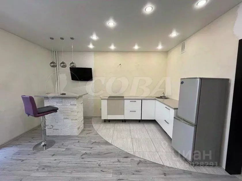 Студия Тюменская область, Тюмень ул. Верхнетарманская, 3 (32.0 м) - Фото 2