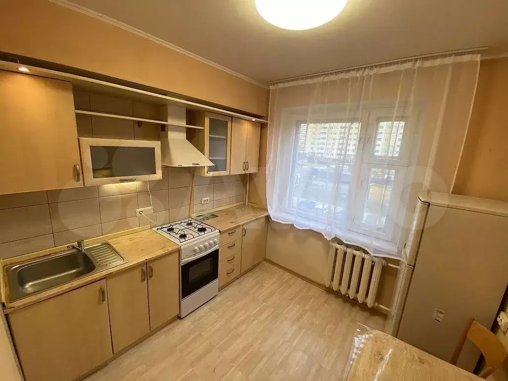 2-к. квартира, 57 м, 3/10 эт. - Фото 0