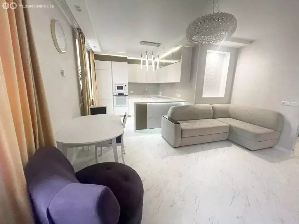 Квартира-студия: Ярославль, улица Лисицына, 57 (85.3 м) - Фото 2