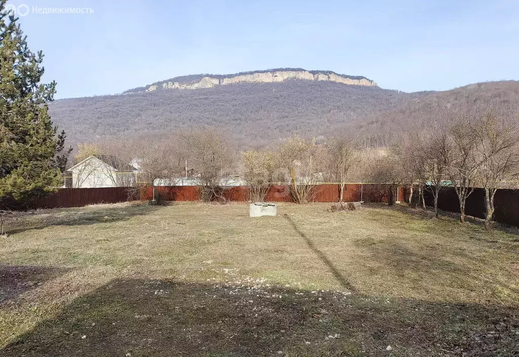 Участок в станица Даховская, улица Гагарина (10 м) - Фото 0