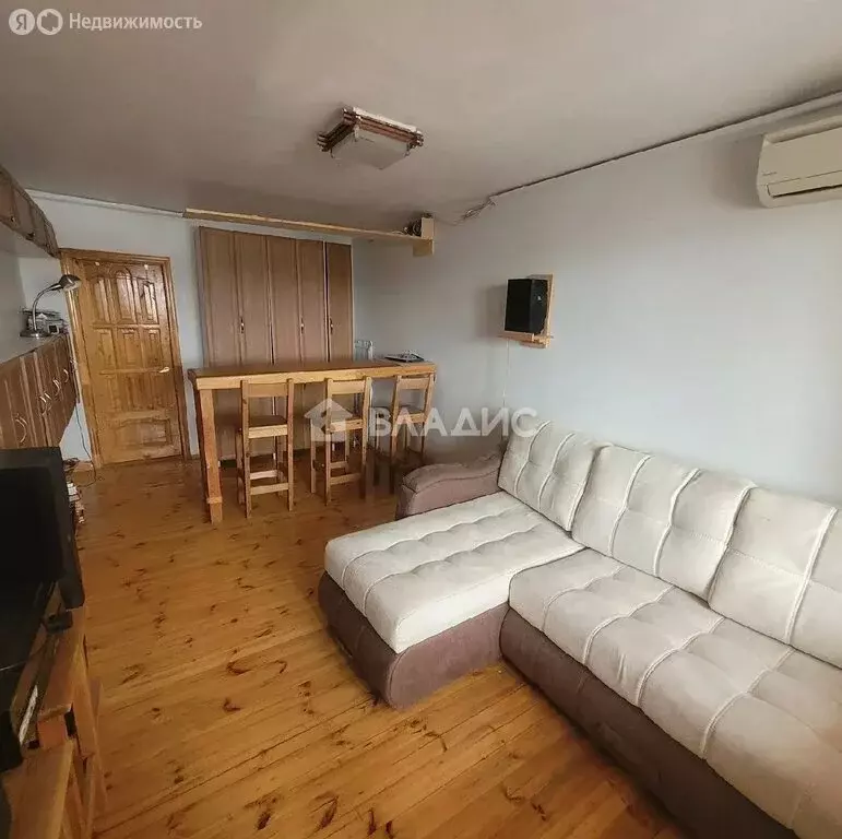 3-комнатная квартира: Нижний Новгород, улица Краснодонцев, 13 (63.1 м) - Фото 1