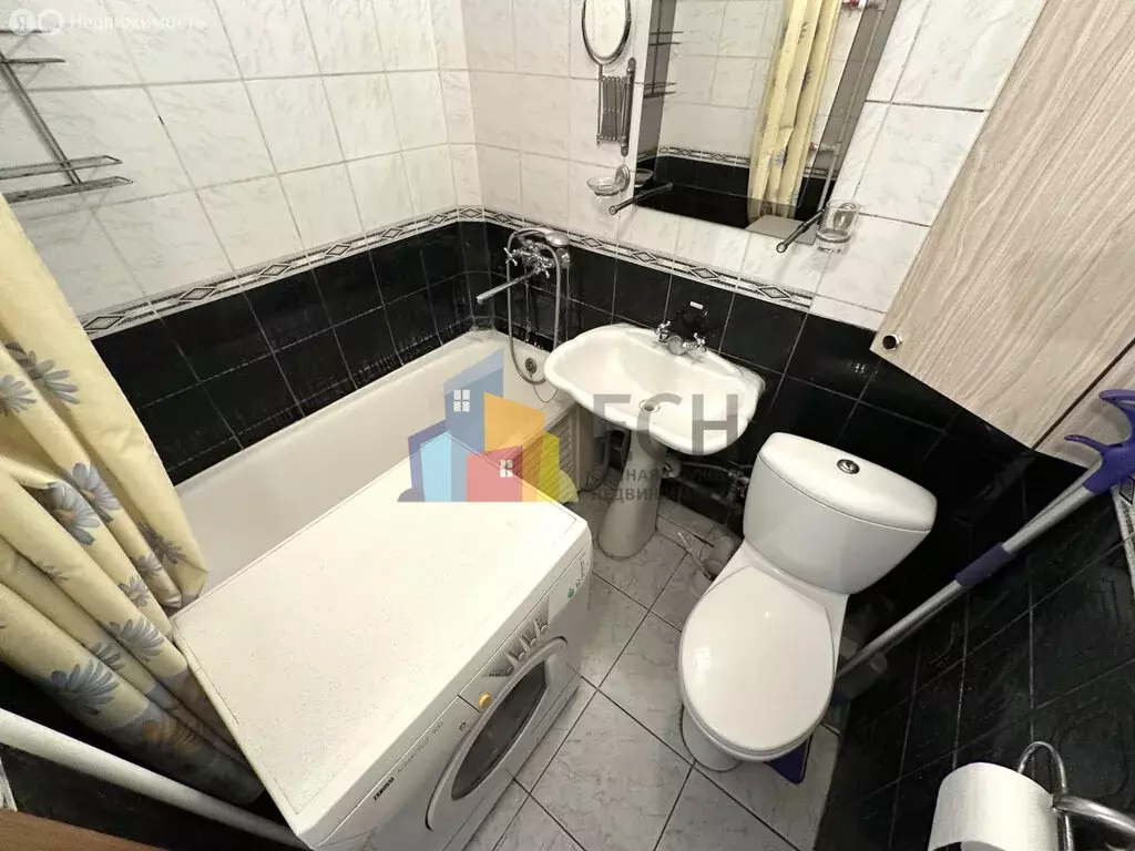 3-комнатная квартира: Тула, улица Металлургов, 84А (56.7 м) - Фото 1
